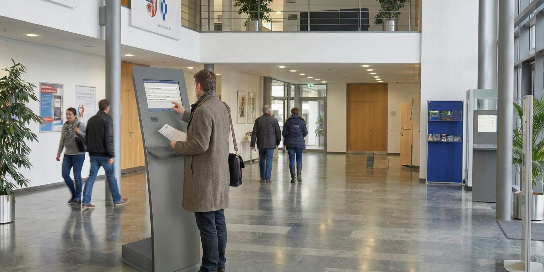 Info-Terminals & Self-Service-Kioske für jeden Einsatz